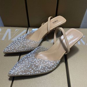 Sandali <span class=keywords><strong>Nude</strong></span> da Donna ZA Estate 2026 con Perle e Strass, Punta a Spillo, Mules con Tacco e Cinturino Posteriore, Scarpe Eleganti da Cerimonia e Matrimonio - Product Image 1