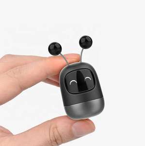 Bonito difusor de Perfume automático, difusores de Aroma de automóvil con forma de Robot, adornos de decoración, Clips de ventilación de aire, accesorios de Interior de coche - Product Image 1