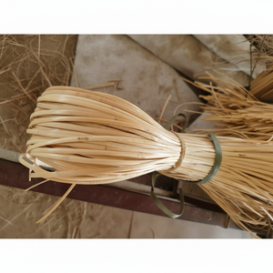 ชิ้นส่วนเปลือกหวายธรรมชาติเป็นมิตรกับสิ่งแวดล้อมวัตถุดิบสำหรับงานหัตถกรรมลายเสา vitranexco - Product Image 1