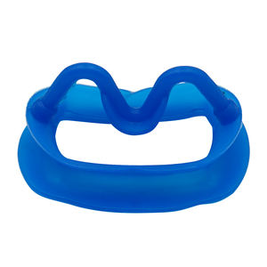 Écarteur buccal en silicone souple de qualité alimentaire pour soins dentaires, rétracteur de joue/lèvre orthodontique, blanchiment des dents, pratique à domicile - Product Image 3
