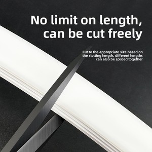 Lumière LED flexible en silicone avec masque de protection intégré, à porter librement, avec fente pour lumière douce sur le bord. - Product Image 4