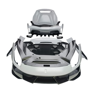 ชุดแต่งตัวถังรถยนต์คาร์บอนไฟเบอร์แบบแห้งสไตล์ Pista พร้อมกันชน ฝากระโปรง สปอยเลอร์ สำหรับ Ferrari 488 GTB Spider ปี 2015-2018 พร้อมสเกิร์ตข้าง - Product Image 1