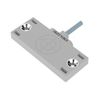 KDCQ50KN05N1 Desain Tipe Persegi Datar IP67 NPN NO 5mm 30V DC Sensor Proximitas Kapasitif Layar LED Pemasangan Non-Flush 3-Kabel