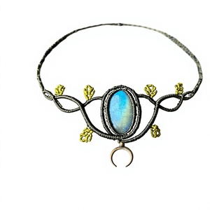 Collar de Jade Hecho a Mano con Borla de Bambú y Macramé, Colgante de Media Luna Boho con Perla Akoya y Engaste de Bisel, Joyería de Estilo Hada, Bruja y Budista, Regalo - Product Image 1