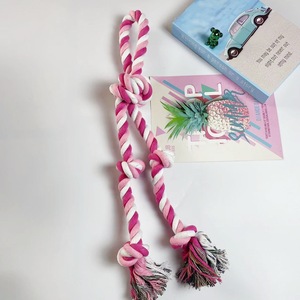 Jouet à mâcher durable en corde de coton tressée à la main à cinq nœuds pour chiens de taille moyenne à grande - Product Image 3