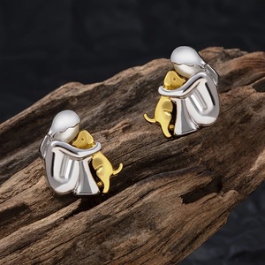 Moda oro placcato <span class=keywords><strong>argento</strong></span> Kawaii cucciolo <span class=keywords><strong>orecchini</strong></span> a lobo <span class=keywords><strong>bambina</strong></span> e cane ciondolo <span class=keywords><strong>per</strong></span> le donne e gli uomini stile alla moda - Product Image 2