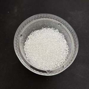 Gránulos de PMMA CM 205/CM 211 Transparentes para Moldeo, con Resistencia a los Rayos UV y Alta Rigidez, para Aplicaciones Industriales y de Construcción - Product Image 1