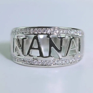 Anello Traforato con Lettera NANA per Donne, Elegante Gioiello da Dito alla Moda - Product Image 4