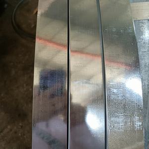 Высококачественные стальные полосы 65mn пружинная стальная полоса A653 Z180 Z275 <span class=keywords><strong>16</strong></span> 22 24 26 калибра Dx51 оцинкованная стальная катушка - Product Image 5