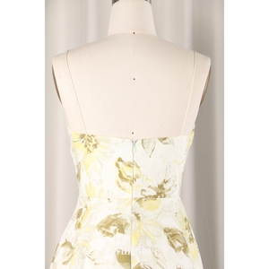 Robe bustier à col bénitier en mousseline de soie jaune rose pour femmes modernes jupe en tulle avec imprimé floral pour les vacances à la plage - Product Image 6