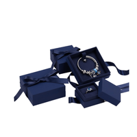 Boîte cadeau en papier de luxe personnalisée avec tiroirs coulissants et poignée pour emballage de bijoux (boucles d'oreilles, bagues) avec logo – Vente en gros