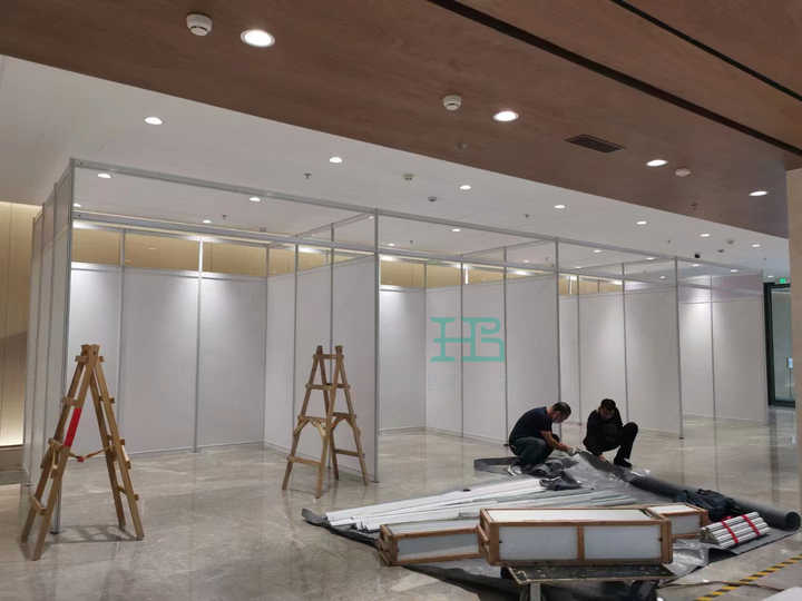 Hebang Modular System Display - 8-Way Aluminum Profile