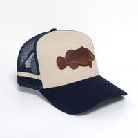 Penjualan langsung dari pabrik pinggiran melengkung topi Trucker memancing laut kasual luar ruangan tambalan kulit belakang jala poliester/katun 5 panel untuk pria