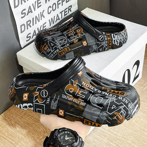 Sandali EVA Chiusi Camouflage 2025 Nuovi Modelli Estivi <span class=keywords><strong>da</strong></span> Uomo, Scarpe Casual <span class=keywords><strong>da</strong></span> Spiaggia e Giardino, <span class=keywords><strong>Ciabatte</strong></span> Traspiranti con Stampa Traforata, Vendita all'Ingrosso - Product Image 1