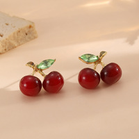 Trendy zomerse oorbellen voor dames, zoet rood kersenontwerp, volledig bezet met strass steentjes (kristalstrass), acryl lucite.
