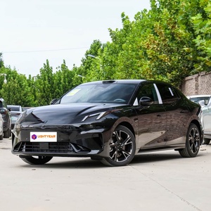 LYNK & CO 07 EM-P, berline hybride rechargeable, autonomie électrique de 126 km, autonomie combinée de 1450 km pour les trajets quotidiens en ville - Product Image 2