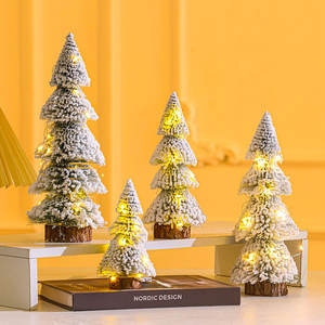 2025 nouveau Mini tour en forme de cèdre bureau arbre de noël ornement nouvelle scène de décoration de noël floquée - Product Image 5