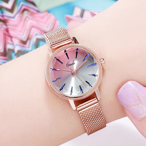 Montre pour femme à cadran dégradé très vendue, petit cadran, bracelet en maille, élégante, simple et polyvalente - Product Image 5