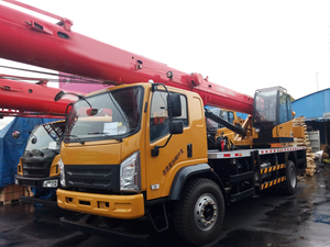 Grue à <span class=keywords><strong>grappin</strong></span> montée sur <span class=keywords><strong>camion</strong></span> mini 12 tonnes haute efficacité STC120C de Chine, haute durabilité - Product Image 3