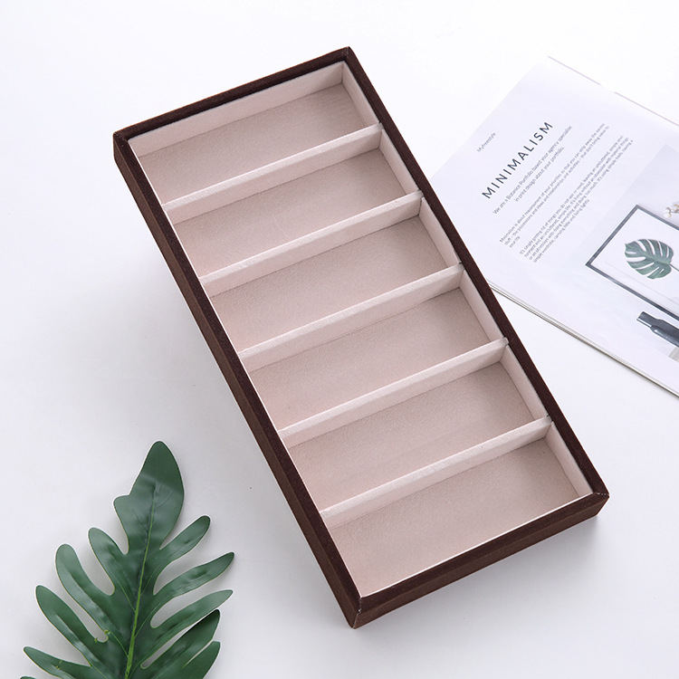 Brown with beige 6 slot tray