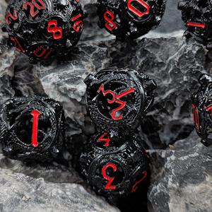 Venta al por mayor Dragon Hollow Metal <span class=keywords><strong>DND</strong></span> Dice Set DNDND 7 D & D Die Set con Metal Gift Tin Dices para Dungeons & Dragon Game - Product Image 2