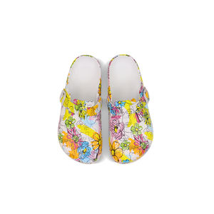 Zapatillas de mujer 2024 zapatos de enfermera con estampado de mujer Zapatillas médicas personalizadas zapatos zuecos impermeables de alta calidad - Product Image 4