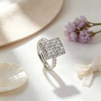 Bague de mariage carrée plaquée argent avec diamant et zircon cubique, ajustable, pour femme, idéale pour les banquets et les occasions spéciales