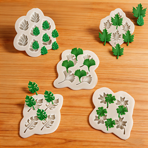Molde de Silicona Trébol de Cuatro Hojas Serie Hoja para <span class=keywords><strong>Fondant</strong></span>, Dulces, Galletas, Jabón, Pudín, Chocolate, Postres y Velas - Product Image 1