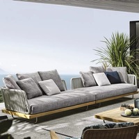 Fauteuil de salon PRIMA confortable d'inspiration scandinave et design minimaliste avec un confort maximal
