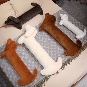 Vente en gros d'usine : Nouveaux jouets en peluche amusants, oreillers doux en forme de Teckel de 110 cm pour <span class=keywords><strong>lit</strong></span> - Product Image 2
