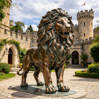 Statue de lion majestueuse en bronze, sculptée par procédé de fonte à la cire perdue, réaliste, pour jardin de manoir européen