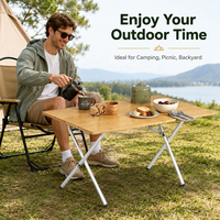Table de camping portable moderne en bambou avec structure en X, mobilier d'extérieur léger pour jardin, fêtes et usage quotidien, avec pieds antidérapants
