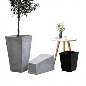 <span class=keywords><strong>Maceta</strong></span> Moderna Minimalista Nórdica Creativa <span class=keywords><strong>Cuadrada</strong></span> Trapezoidal Resistente a la Corrosión Pintada con Spray para Plantas Suculentas - Product Image 1