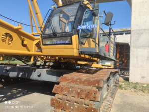 XCMG gru da pavimento idraulica di seconda mano ufficiale XGC200 200 tonnellate di gru cingolata Mobile prezzo - Product Image 4