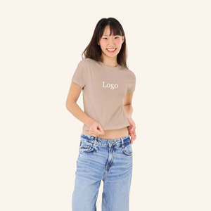 เสื้อยืดซิลค์สกรีน 210 กรัม ผ้าคอตตอน 40 คอมบ์ ทรงสลิมฟิตสำหรับผู้หญิง แบบครอปท็อป - Product Image 4