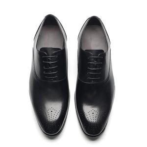 รองเท้าหนังผู้ชายสไตล์คลาสสิกหรูหราใหม่สำหรับงานเลี้ยงธุรกิจทางการรองเท้าแต่งงานสั่งทำได้ - Product Image 2