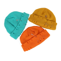 Syh1137 Distressed Beanie Winter Gebreide Hoeden Trendy Metalen Ringen Pin Hiphop Skull Cap