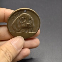 Plaque d'identification personnalisable en laiton vintage gravée avec portrait de Beagle en relief pour magasin de produits pour animaux, activité de club canin, vente en gros