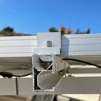 Support de montage de panneau solaire Art Sign, rail solaire en aluminium OEM, rail ISO étanche 2,4 m, système de montage de panneau solaire