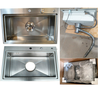 Évier de cuisine artisanal en acier inoxydable SUS304 de haute qualité, design unique, finition décorative, poste de travail commercial, 800x510mm
