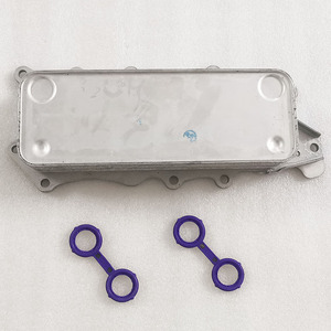 6421800165 A6421800165 Refroidisseur D'<span class=keywords><strong>huile</strong></span> pour Mercedes Benz W203 W204 C209 Sprinter Vito W639 3.0 Diesel <span class=keywords><strong>CDI</strong></span> OM642 OM642.820 OM642.910 - Product Image 1