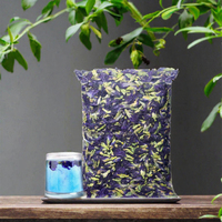 Gedroogde vlindererwtenbloem blauwe kruidenthee groothandel kleurveranderende hele bloemen voor dranken en bakkerijen