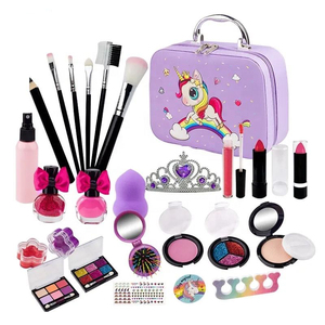 Kit <span class=keywords><strong>Trucco</strong></span> 2026 per Bambine, Set di Bellezza Giocattolo con Corona e Numerosi Accessori per Bambini - Product Image 1