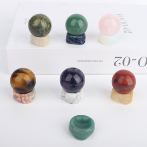 ราคาโรงงาน ขายส่ง ลูกบอลคริสตัลธรรมชาติขัดเงาขนาดเล็ก สำหรับตกแต่ง - Product Image 3