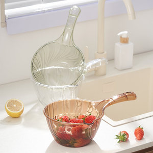 ทัพพีครัวแบบใส ด้ามยาวหนาพิเศษ ทนทาน ใช้สำหรับเล่นน้ำ ล้างผม - Product Image 3