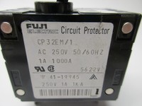 Protector de Circuito Cp32em/1, 250 VCA, 1 A, NSNP