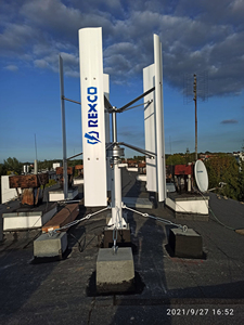 Système de production d'énergie éolienne à éoliennes verticales de 2 kW RC-2kH-A - Product Image 1