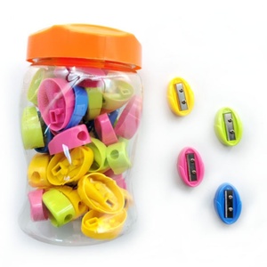 Taille-crayon créatif et fantaisie à un trou pour enfants, populaire, économique et de bonne qualité - Product Image 1