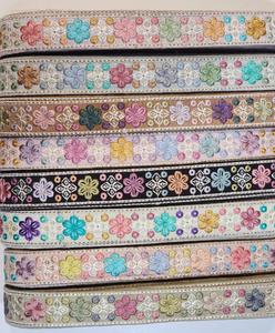 ผ้าลูกไม้พิมพ์ลายดอกไม้ราคาประหยัด เนื้อผ้าบางเบา แต่งขอบด้วยผ้าตาข่ายนุ่ม สำหรับชุดผู้หญิง - Product Image 3