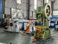 AOXUANZG 40T Machine de poinçonnage mécanique deux-en-un pour supports de matériaux avec alimentateur servo, moteur pour ligne de production de codes d'angle